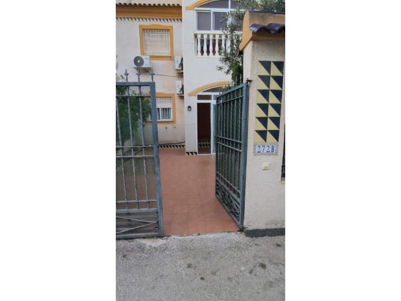 2 bedroom Semi-detached Villa for sale in Guardamar del Segura with pool - € 159,000 (Ref: 10042958)