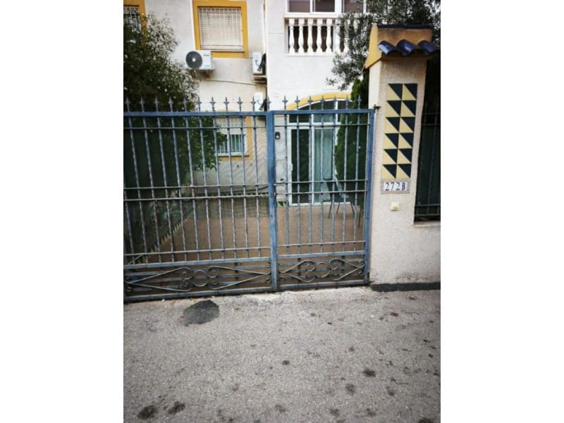 2 bedroom Semi-detached Villa for sale in Guardamar del Segura with pool - € 159,000 (Ref: 10042958)