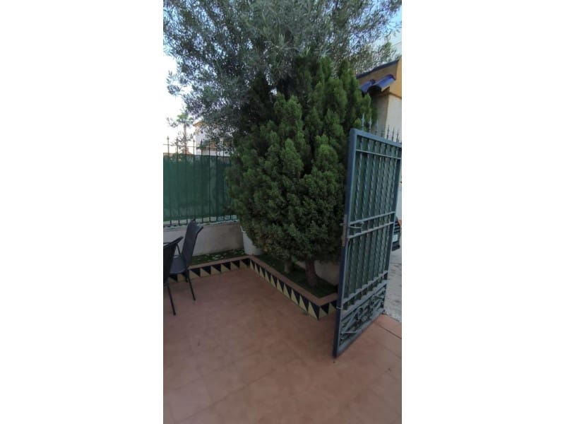 2 bedroom Semi-detached Villa for sale in Guardamar del Segura with pool - € 159,000 (Ref: 10042958)