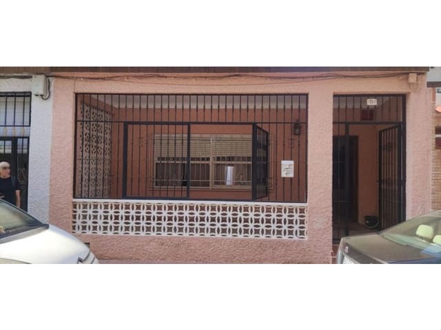 3 bedroom Semi-detached Villa for sale in Centro - Muelle Pesquero, Torrevieja - € 209,000 (Ref: 10042961)