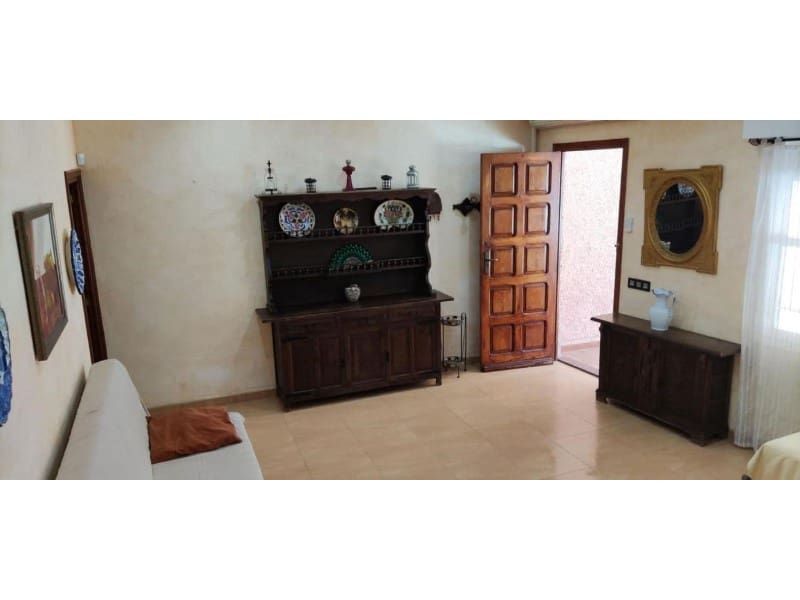 3 bedroom Semi-detached Villa for sale in Torrevieja - € 209,000 (Ref: 10042961)