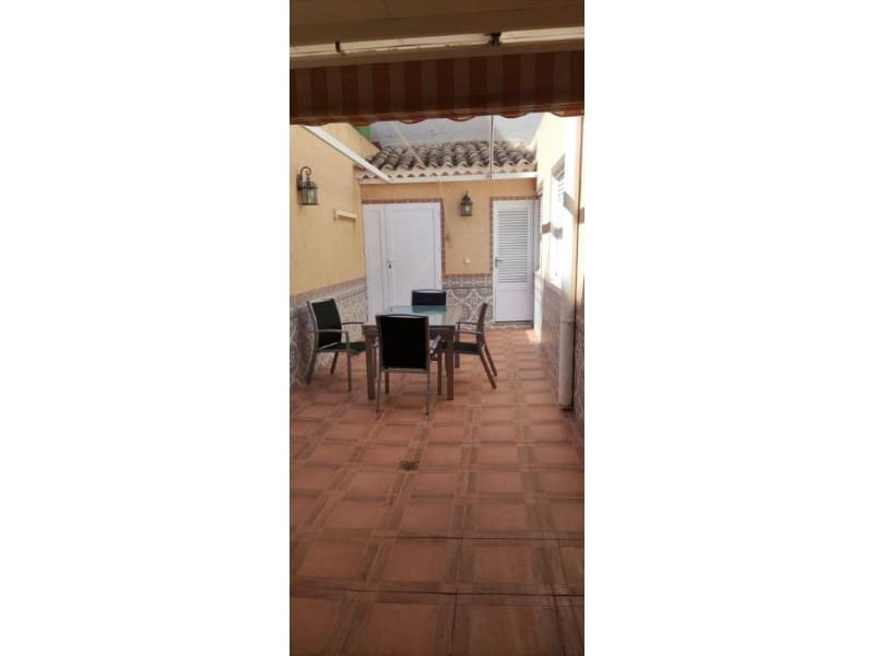 3 bedroom Semi-detached Villa for sale in Torrevieja - € 209,000 (Ref: 10042961)