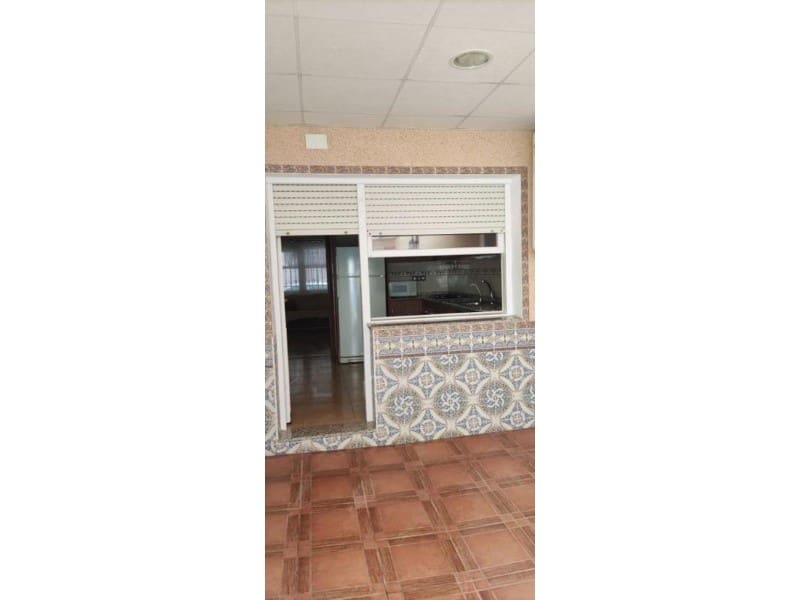 3 bedroom Semi-detached Villa for sale in Torrevieja - € 209,000 (Ref: 10042961)