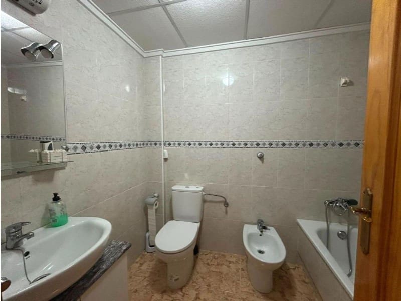 3 sovrum Lägenhet till salu i Torrevieja med pool - 199 900 € (Ref: 10042962)