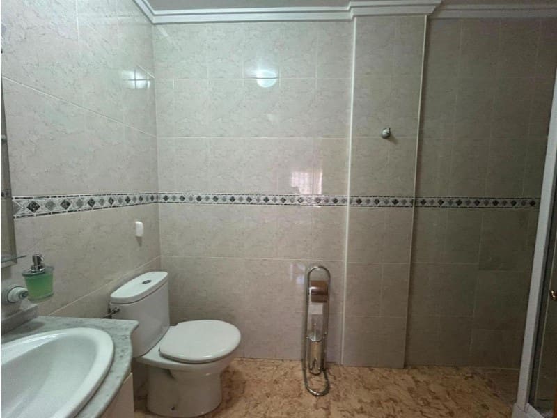 3 sovrum Lägenhet till salu i Torrevieja med pool - 199 900 € (Ref: 10042962)