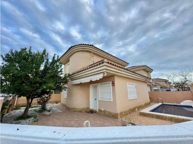 3 slaapkamer Halfvrijstaande villa te koop in Los Balcones - Los Altos, Torrevieja met zwembad - € 330.000 (Ref: 10042964)