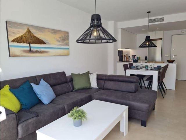 Apartamento de 2 habitaciones en Pilar de la Horadada ciudad, Pilar de la Horadada en venta con piscina garaje - 249.900 € (Ref: 10042966)