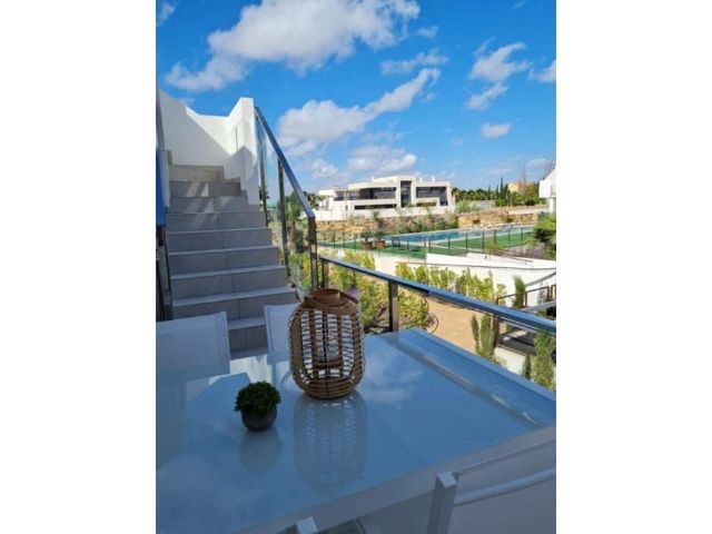 Apartamento de 2 habitaciones en Pilar de la Horadada ciudad, Pilar de la Horadada en venta con piscina garaje - 249.900 € (Ref: 10042966)