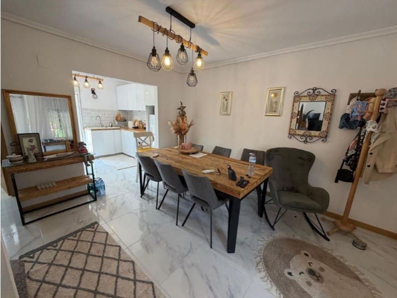 3 Zimmer Villa zu verkaufen in Aguas Nuevas mit Pool - 272.000 € (Ref: 10042981)