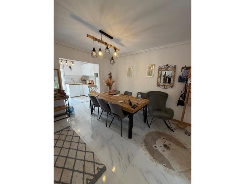 3 Zimmer Villa zu verkaufen in Aguas Nuevas mit Pool - 272.000 € (Ref: 10042981)