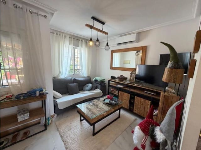 3 quarto Moradia para venda em Aguas Nuevas, Torrevieja com piscina - 272 000 € (Ref: 10042981)