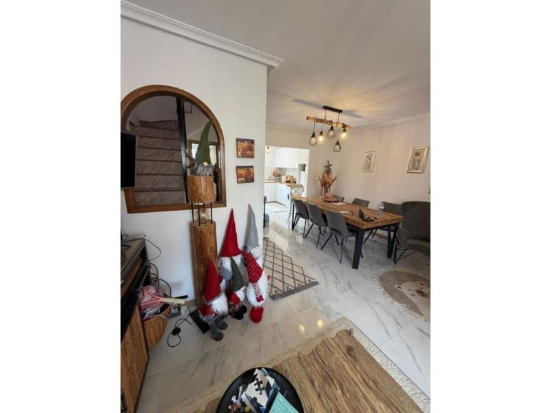 3 Zimmer Villa zu verkaufen in Aguas Nuevas mit Pool - 272.000 € (Ref: 10042981)