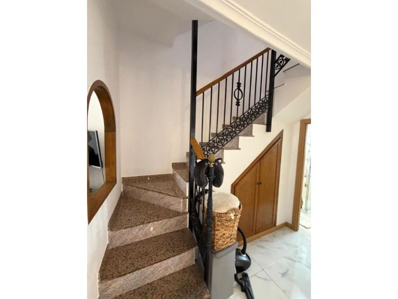 3 Zimmer Villa zu verkaufen in Aguas Nuevas mit Pool - 272.000 € (Ref: 10042981)