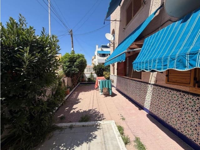 3 quarto Moradia para venda em Los Europeos, Torrevieja - 239 900 € (Ref: 10042984)