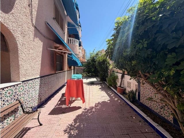 3 quarto Moradia para venda em Los Europeos, Torrevieja - 239 900 € (Ref: 10042984)