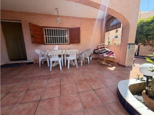 3 quarto Moradia para venda em Los Europeos, Torrevieja - 239 900 € (Ref: 10042984)