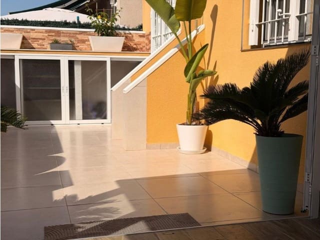 Pareado de 3 habitaciones en Los Balcones - Los Altos, Torrevieja en venta con piscina - 245.000 € (Ref: 10042992)