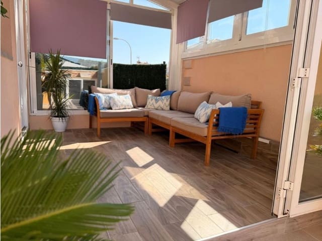 Pareado de 3 habitaciones en Los Balcones - Los Altos, Torrevieja en venta con piscina - 245.000 € (Ref: 10042992)