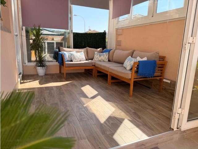 Pareado de 3 habitaciones en Los Balcones - Los Altos, Torrevieja en venta con piscina - 245.000 € (Ref: 10042992)