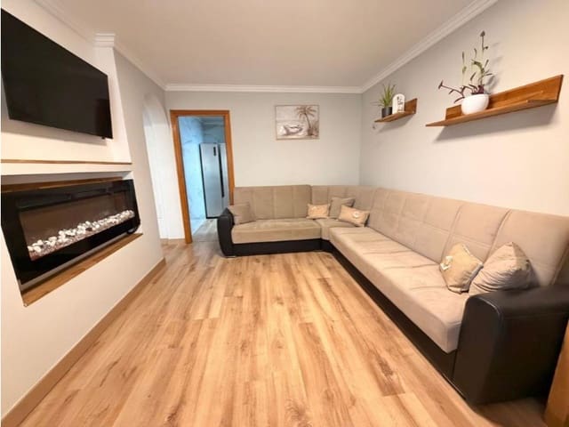 Pareado de 3 habitaciones en Los Balcones - Los Altos, Torrevieja en venta con piscina - 245.000 € (Ref: 10042992)