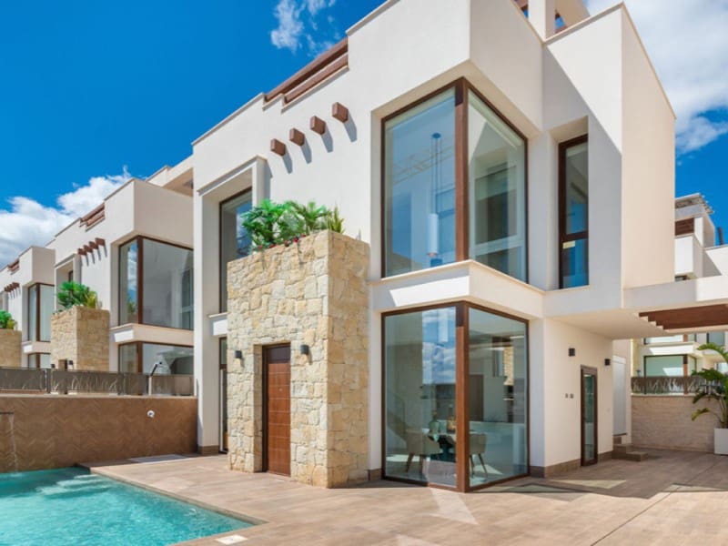 5 sovrum Villa till salu i Los Montesinos med pool - 780 000 € (Ref: 10042994)