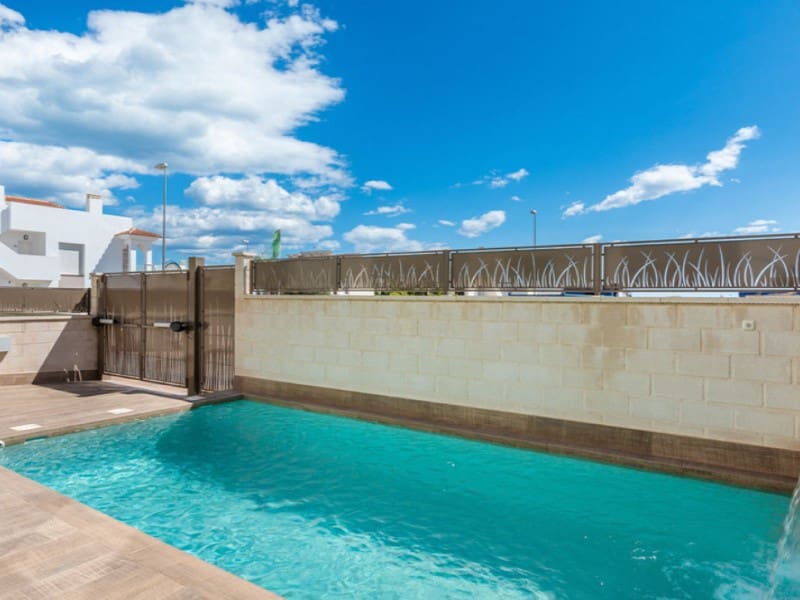 5 sovrum Villa till salu i Los Montesinos med pool - 780 000 € (Ref: 10042994)