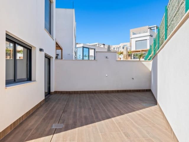 3 sypialnia Bungalow na sprzedaż w San Miguel de Salinas z basenem - 399 000 € (Ref: 10047287)