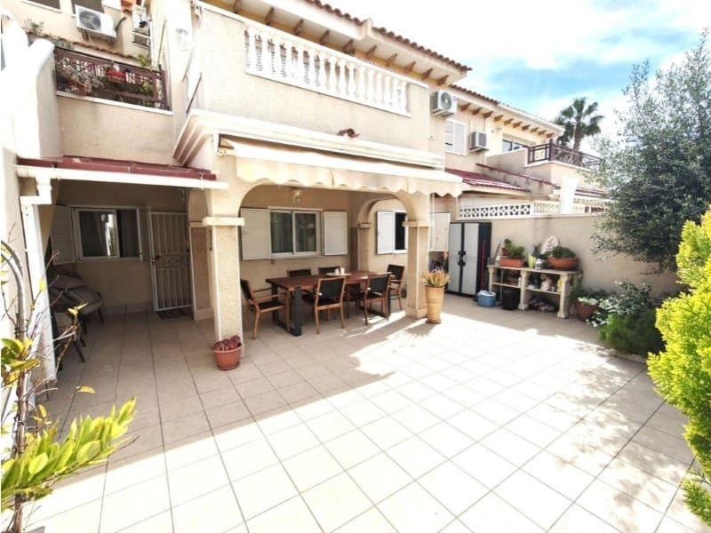 2 slaapkamer Halfvrijstaande villa te koop in Orihuela met zwembad - € 185.000 (Ref: 10047289)