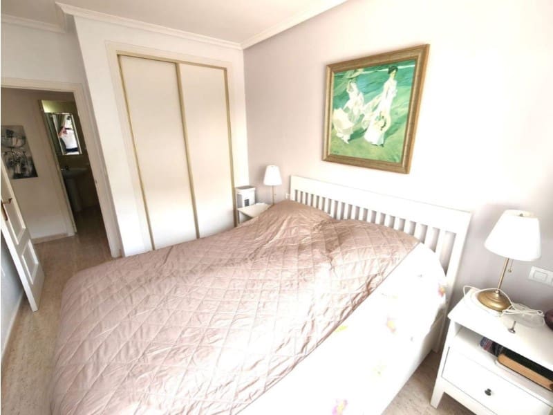 2 slaapkamer Halfvrijstaande villa te koop in Orihuela met zwembad - € 185.000 (Ref: 10047289)