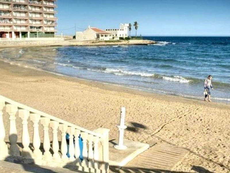 2 chambre Appartement à vendre à Torrevieja - 185 000 € (Ref: 10047292)