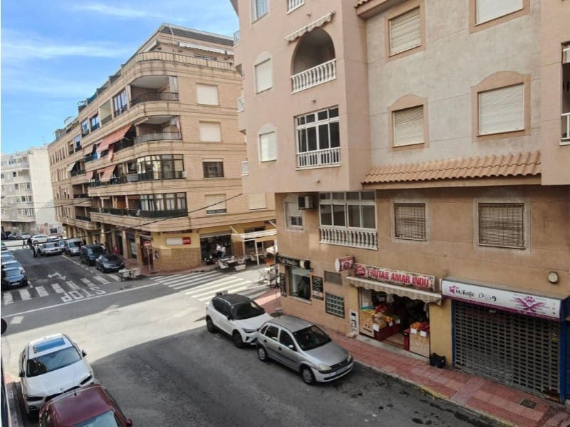 2 chambre Appartement à vendre à Torrevieja - 185 000 € (Ref: 10047292)