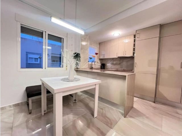 2 chambre Appartement à vendre à Avenida Habaneras - Curva de Palangre, Torrevieja - 151 500 € (Ref: 10047294)