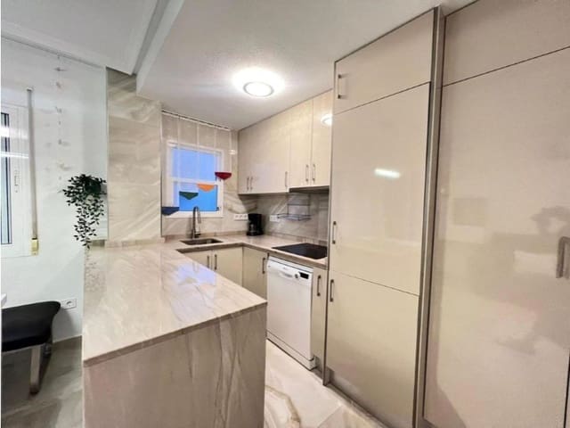 2 chambre Appartement à vendre à Avenida Habaneras - Curva de Palangre, Torrevieja - 151 500 € (Ref: 10047294)