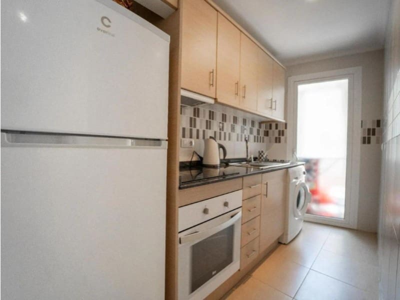 Apartamento de 2 habitaciones en Torrevieja en venta - 138.000 € (Ref: 10049192)