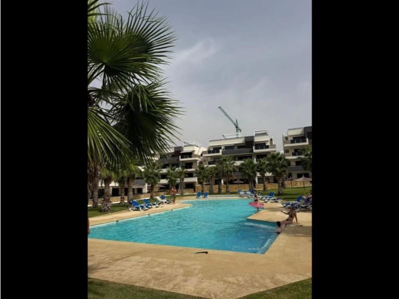 2 soverom Leilighet til salgs i Orihuela med svømmebasseng garasje - € 299 900 (Ref: 10049197)