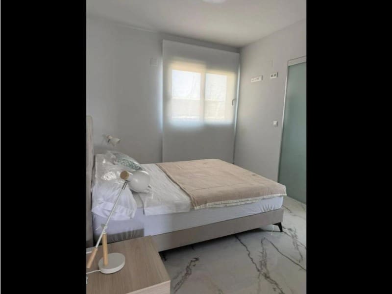 2 soverom Leilighet til salgs i Orihuela med svømmebasseng garasje - € 299 900 (Ref: 10049197)