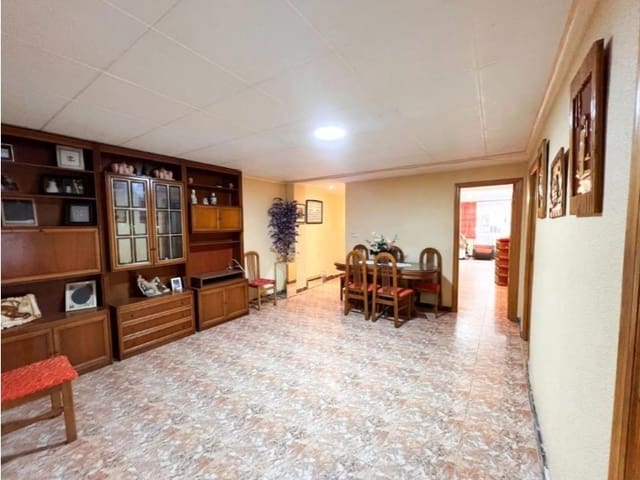 3 bedroom Apartment for sale in Guardamar Playa, Guardamar del Segura - € 245,000 (Ref: 10049201)
