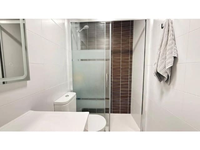 1 bedroom Apartment for sale in Puerto Deportivo, Torrevieja - € 145,000 (Ref: 10049206)