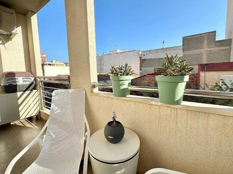 1 bedroom Apartment for sale in Torrevieja - € 145,000 (Ref: 10049206)