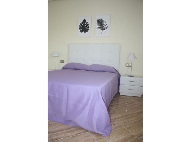 Chalet de 3 habitaciones en Los Balcones - Los Altos, Torrevieja en venta con piscina garaje - 550.000 € (Ref: 10050257)