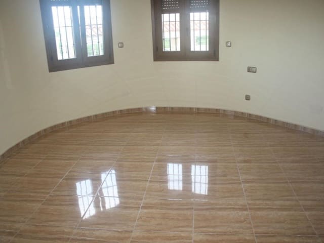 Chalet de 3 habitaciones en Los Balcones - Los Altos, Torrevieja en venta con piscina garaje - 550.000 € (Ref: 10050257)