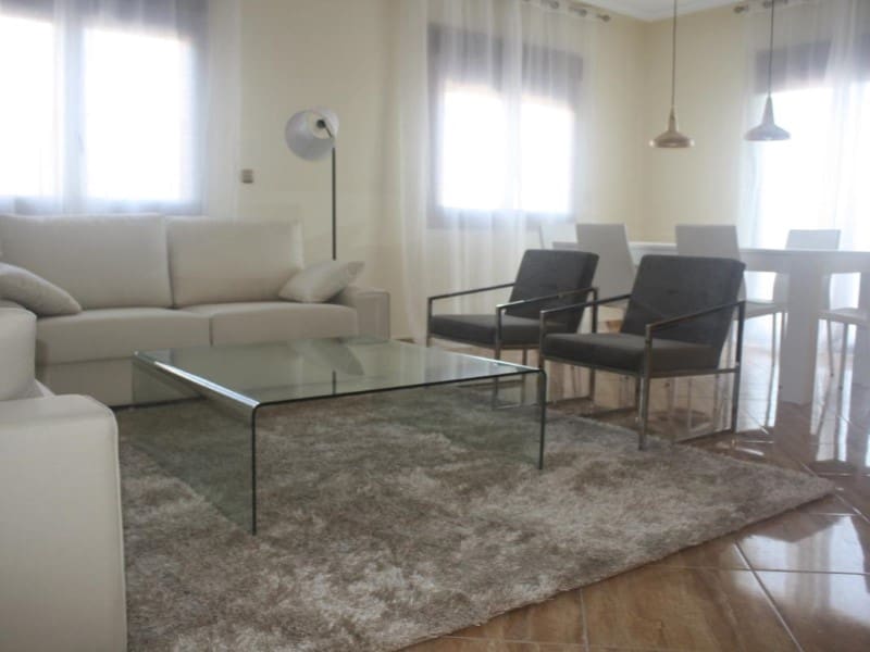 Chalet de 3 habitaciones en Torrevieja en venta con piscina garaje - 550.000 € (Ref: 10050257)