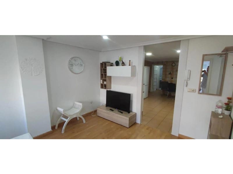 2 bedroom Apartment for sale in Alicante / Alacant city - € 250,000 (Ref: 10055177)