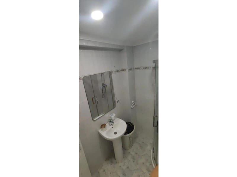 2 bedroom Apartment for sale in Alicante / Alacant city - € 250,000 (Ref: 10055177)