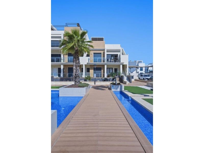 2 soveværelse Lejlighed til salg i Orihuela med swimmingpool - € 249.000 (Ref: 10075527)