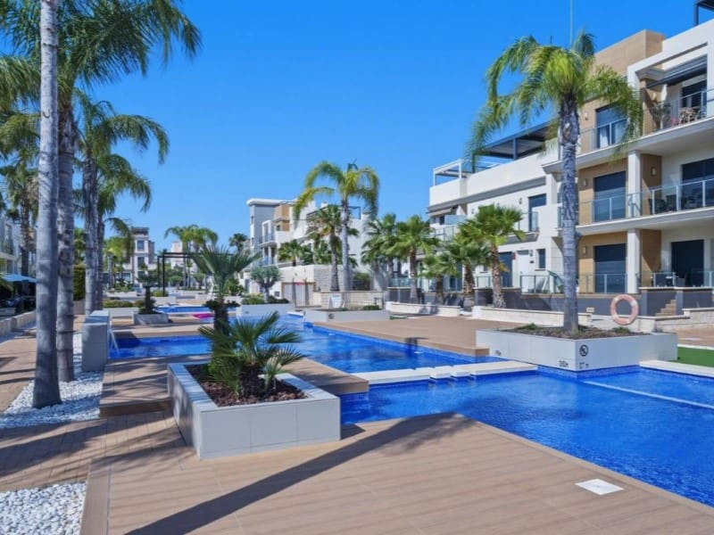 2 soveværelse Lejlighed til salg i Orihuela med swimmingpool - € 249.000 (Ref: 10075527)