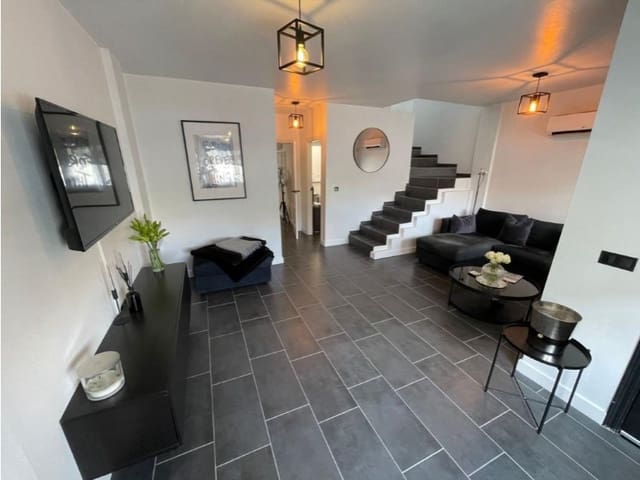 3 makuuhuone Paritalo myytävänä paikassa Orihuela ciudad, Orihuela mukana uima-altaan - 234 900 € (Ref: 10075528)
