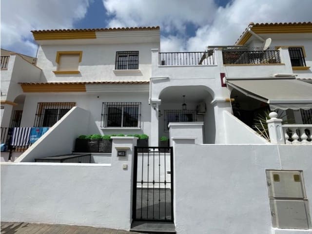 3 makuuhuone Paritalo myytävänä paikassa Orihuela ciudad, Orihuela mukana uima-altaan - 234 900 € (Ref: 10075528)