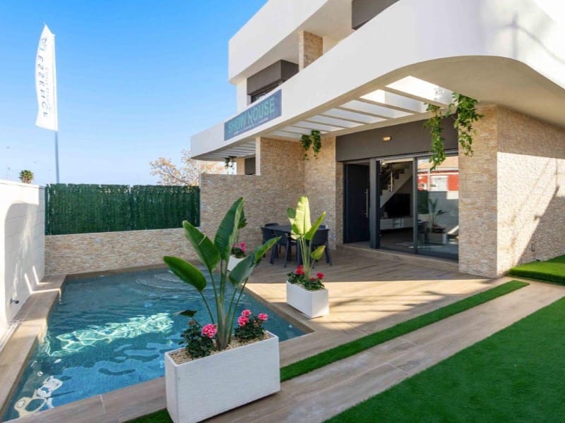 3 soverom Villa til salgs i Los Montesinos med svømmebasseng - € 535 000 (Ref: 10075548)