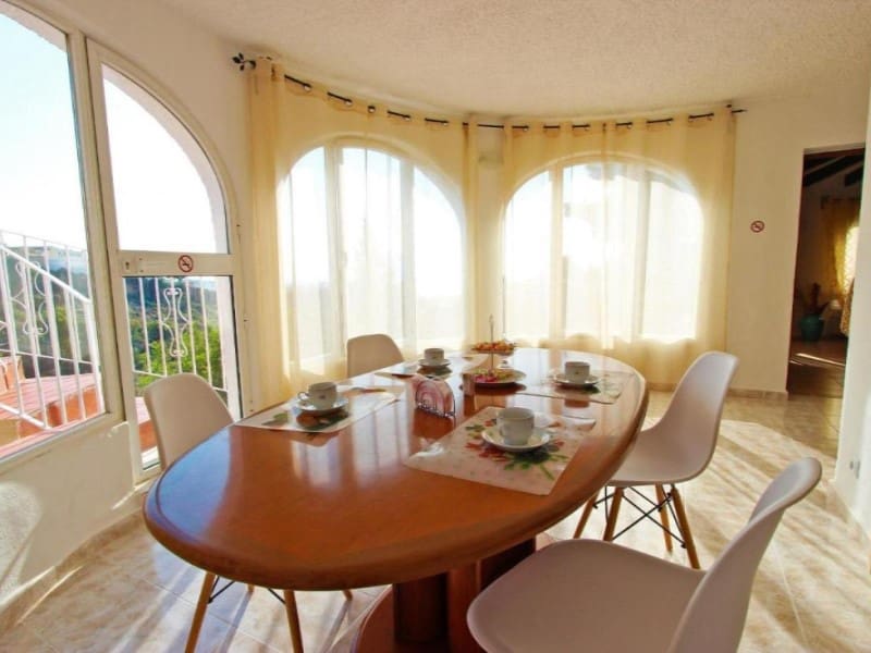 3 soveværelse Villa til salg i Calpe / Calp med swimmingpool - € 460.000 (Ref: 10078124)